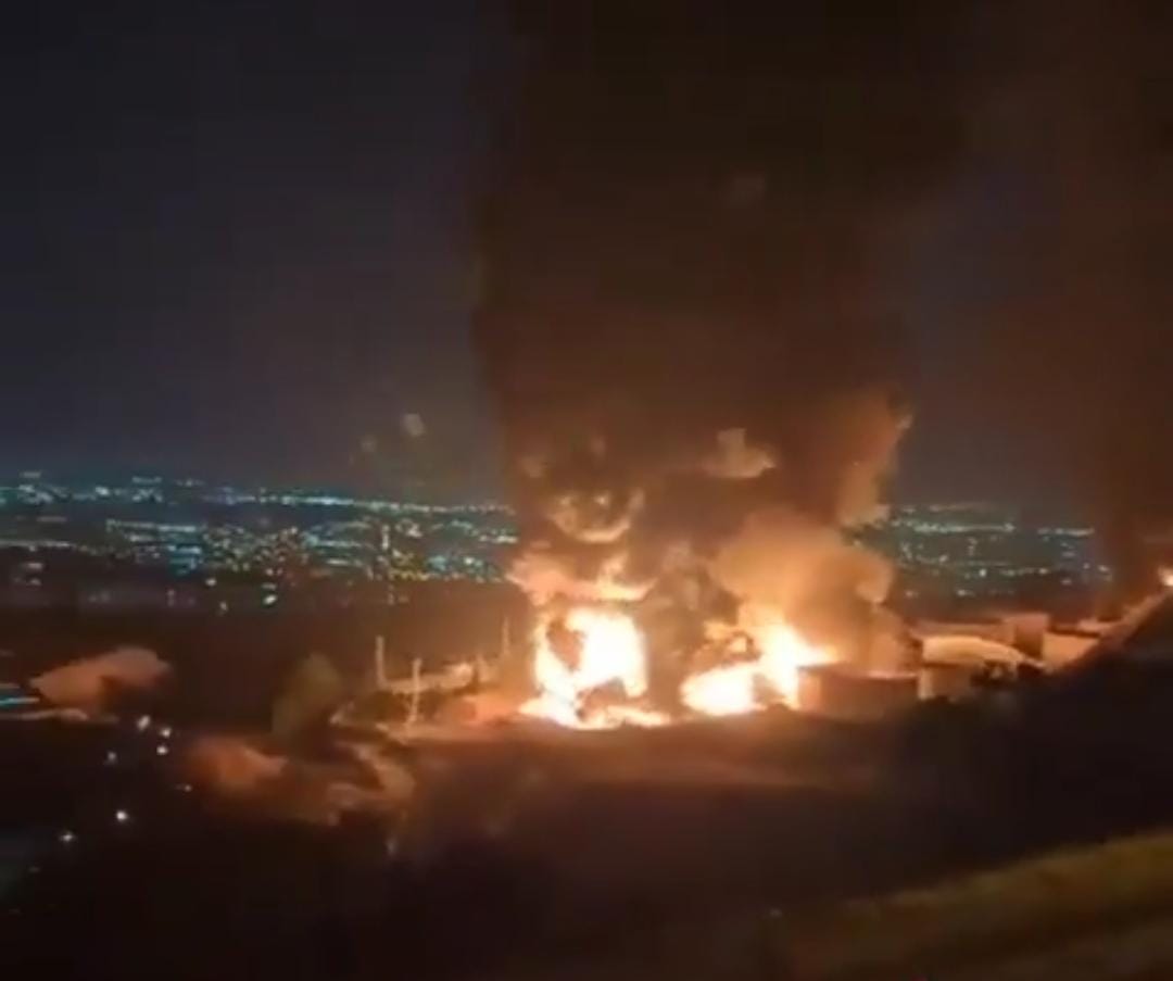Bombardeo en Irán y Explosión en Refinería de Haifa Israel Elevan la Tensión Mundial